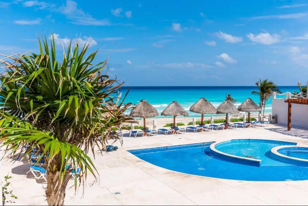 Villas Marlin By Andiani Travel Cancún Exterior foto